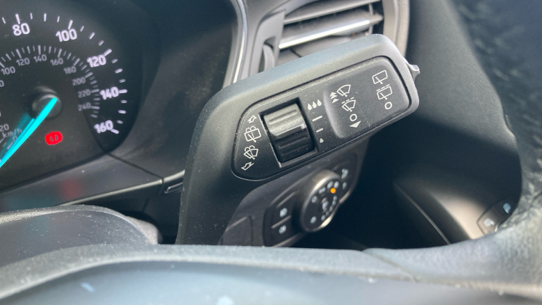 Ford Focus 1.0 EcoBoost 125 Titanium 5dr Petrol Hatchback